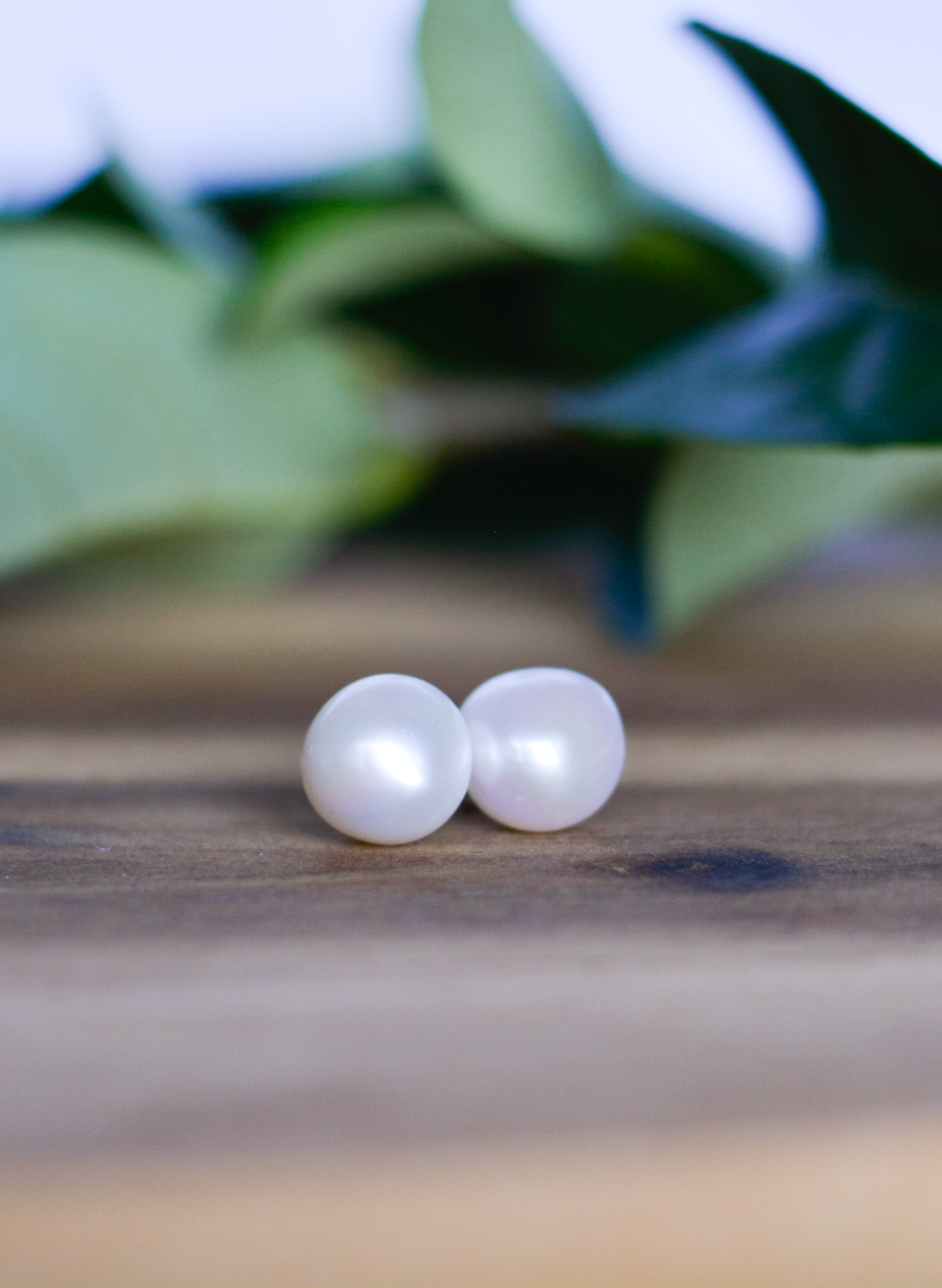 the ODETTE stud earrings